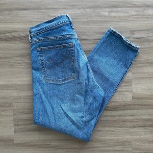 Levi's Wedgie Straight Fit Jeans - Waist 30, Length 28 in blue medium wash